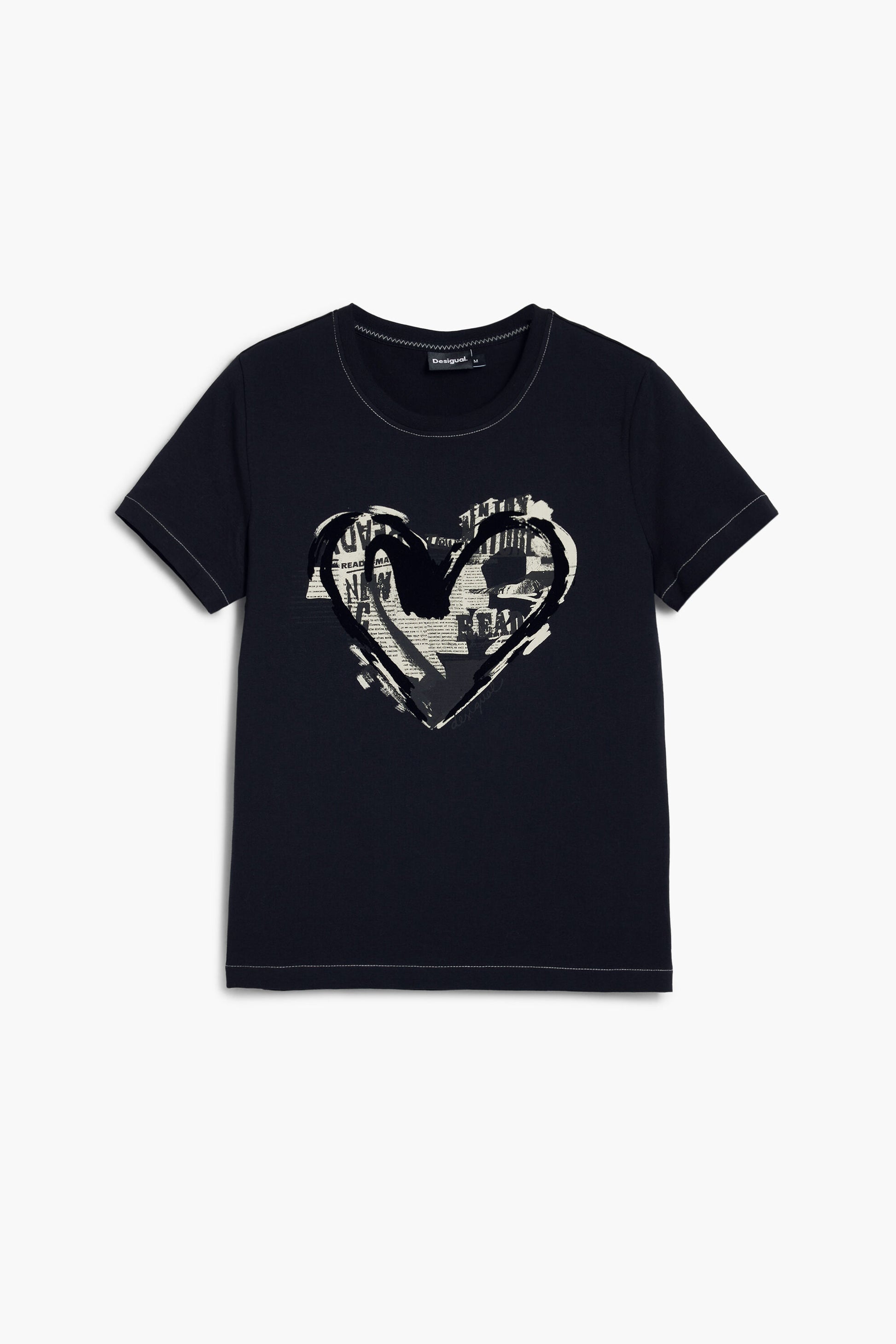 Camiseta blanca con estampado de corazón Desigual
